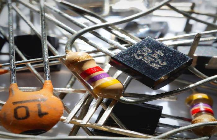 What are Electronic Components_ (1)